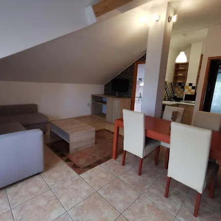 Resident Inn Balatonszemes