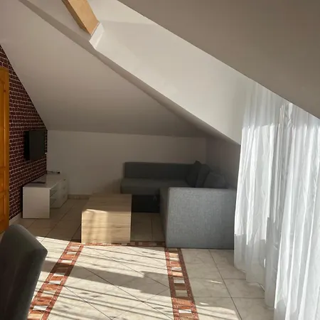 Resident Estalagem *