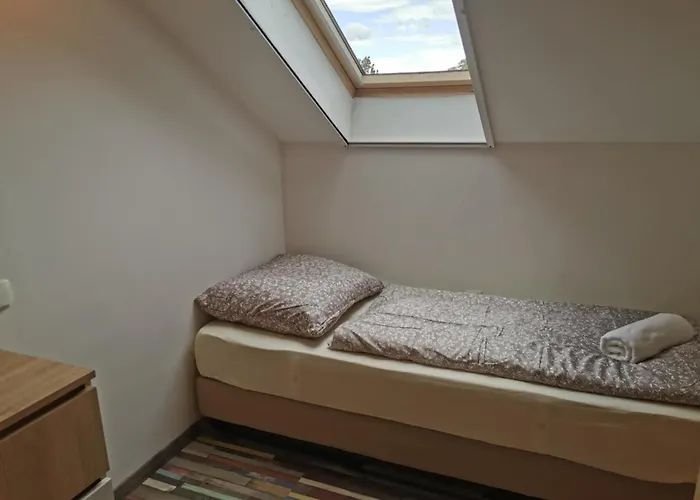 Värdshus Resident Balatonszárszó