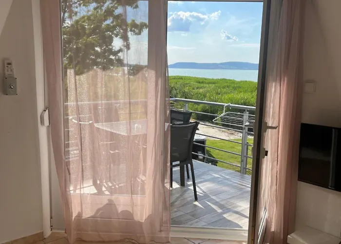 Resident Värdshus Balatonszárszó